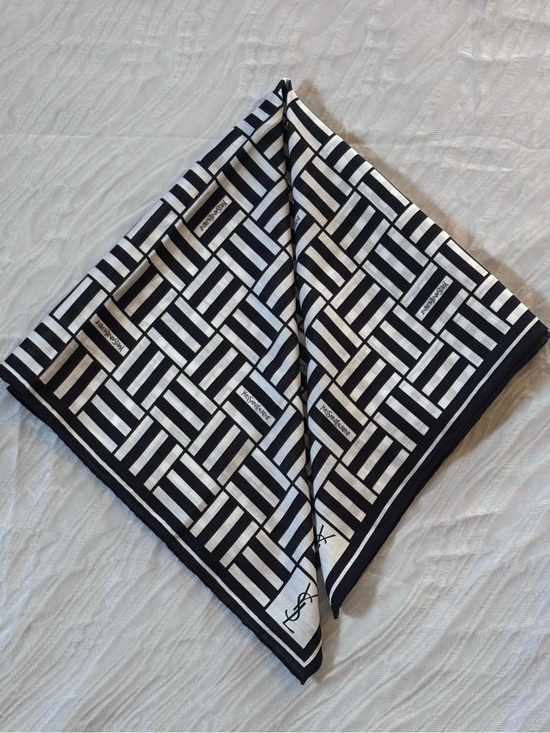 Yves Saint Laurent Accessories - Authentic YSL Black & White Geometric Cotton Scarf